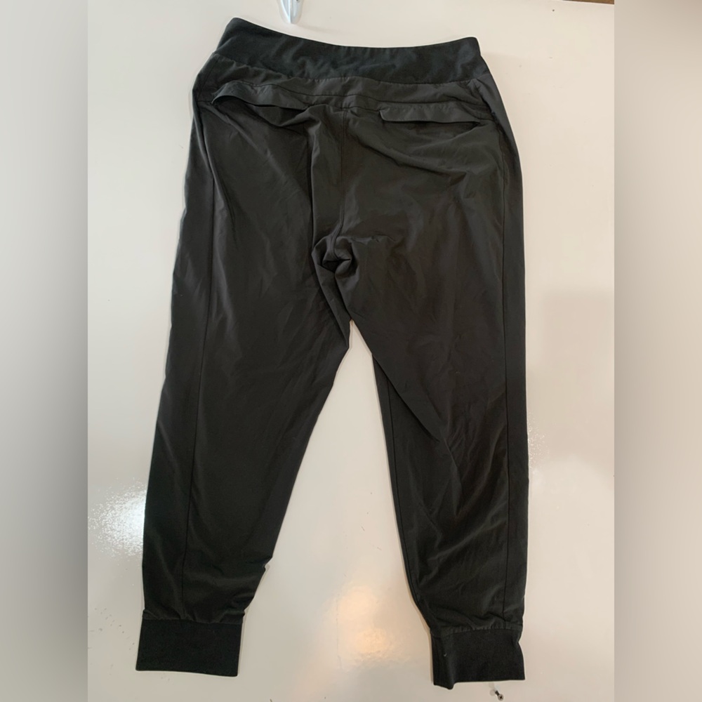 Athleta women’s charcoal Black Joggers size 14, plus size - Picture 2 of 5
